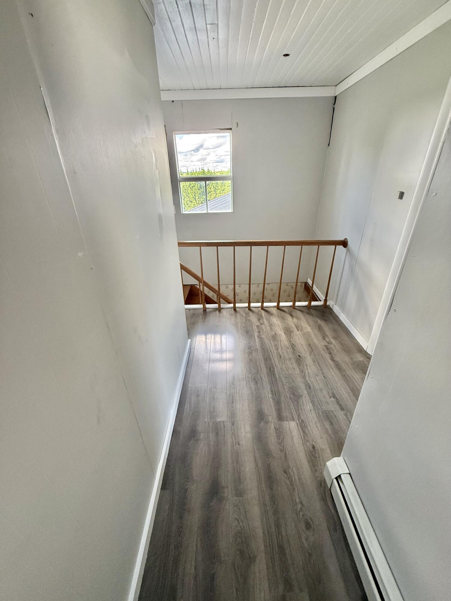 982 Main Street Grand Isle, ME 04746 - Photo 73 of 97 Upstairs Hallway