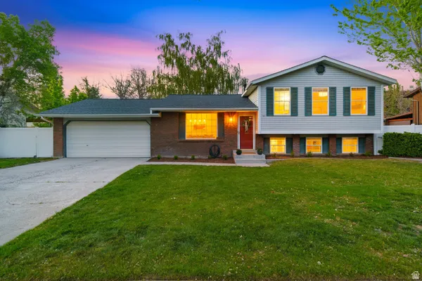 $689,500 | 2073 East 10095th Street South, Sandy, UT 84092