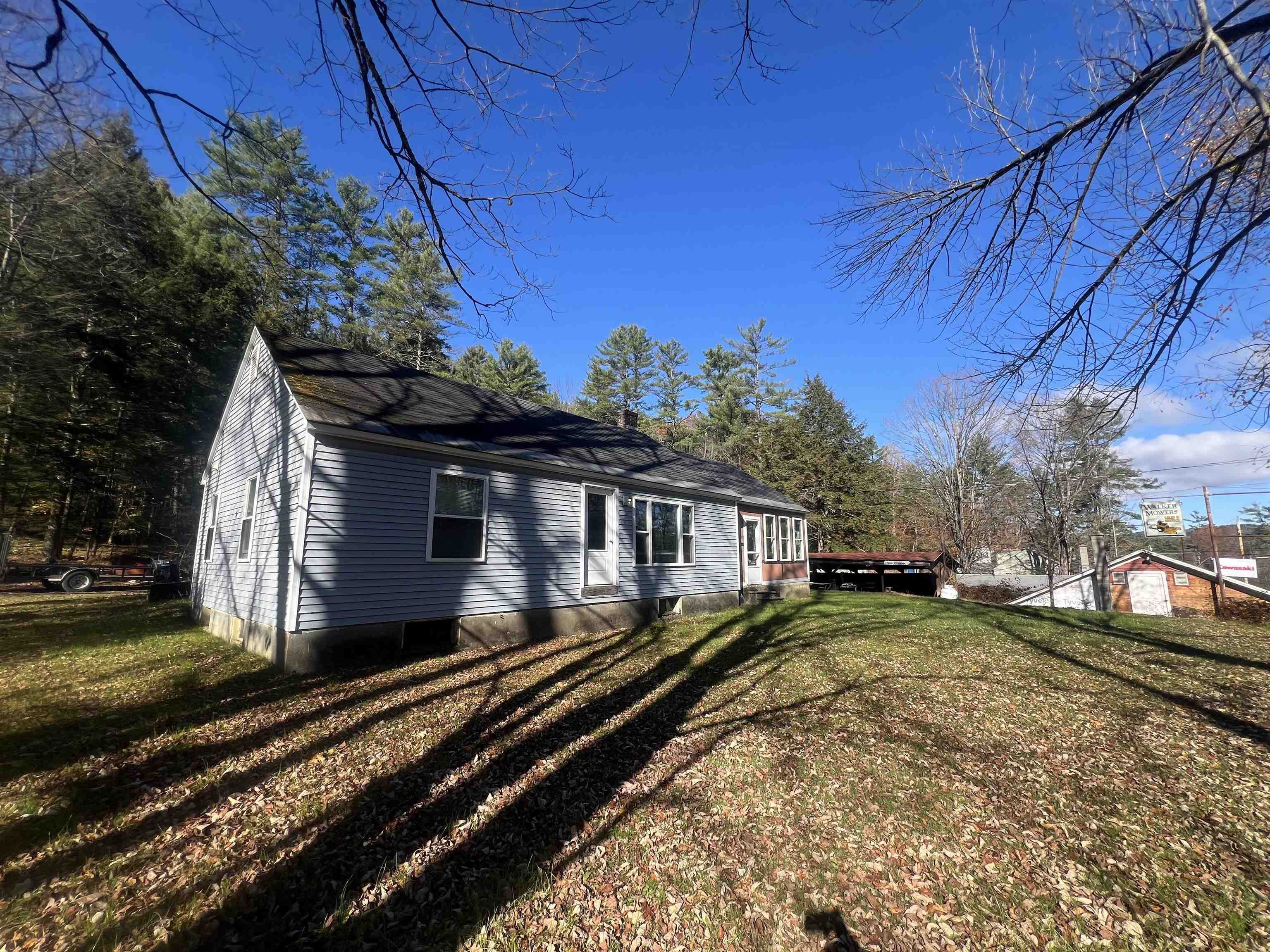 3803 Woodstock Road Hartford, VT 05001 - Photo 4 of 28