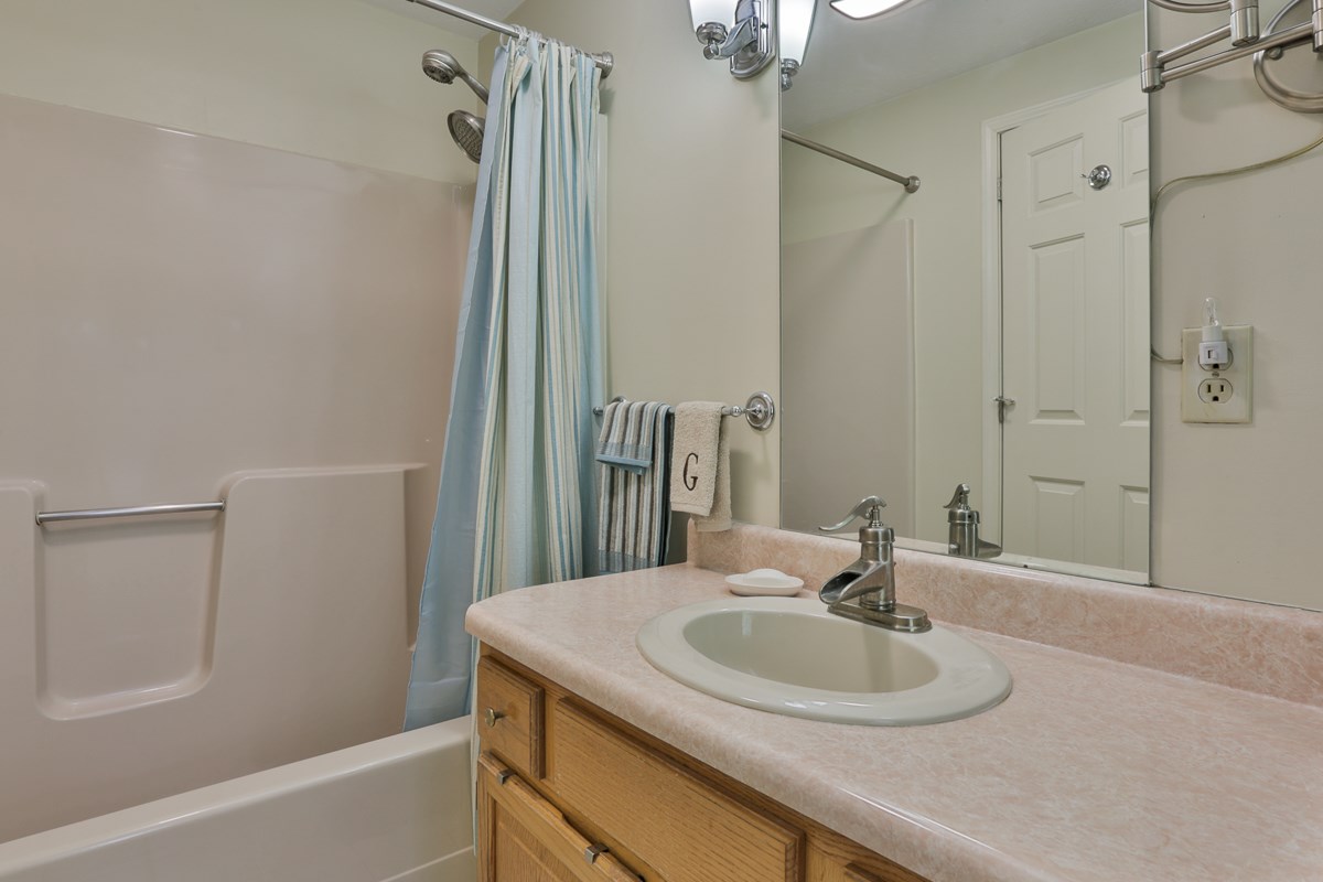 2 Rye Place Nashua, NH 03063 - Photo 29 of 34 Gallery Image 29