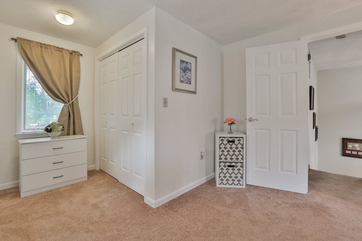 2 Rye Place Nashua, NH 03063 - Photo 33 of 34 Gallery Image 33