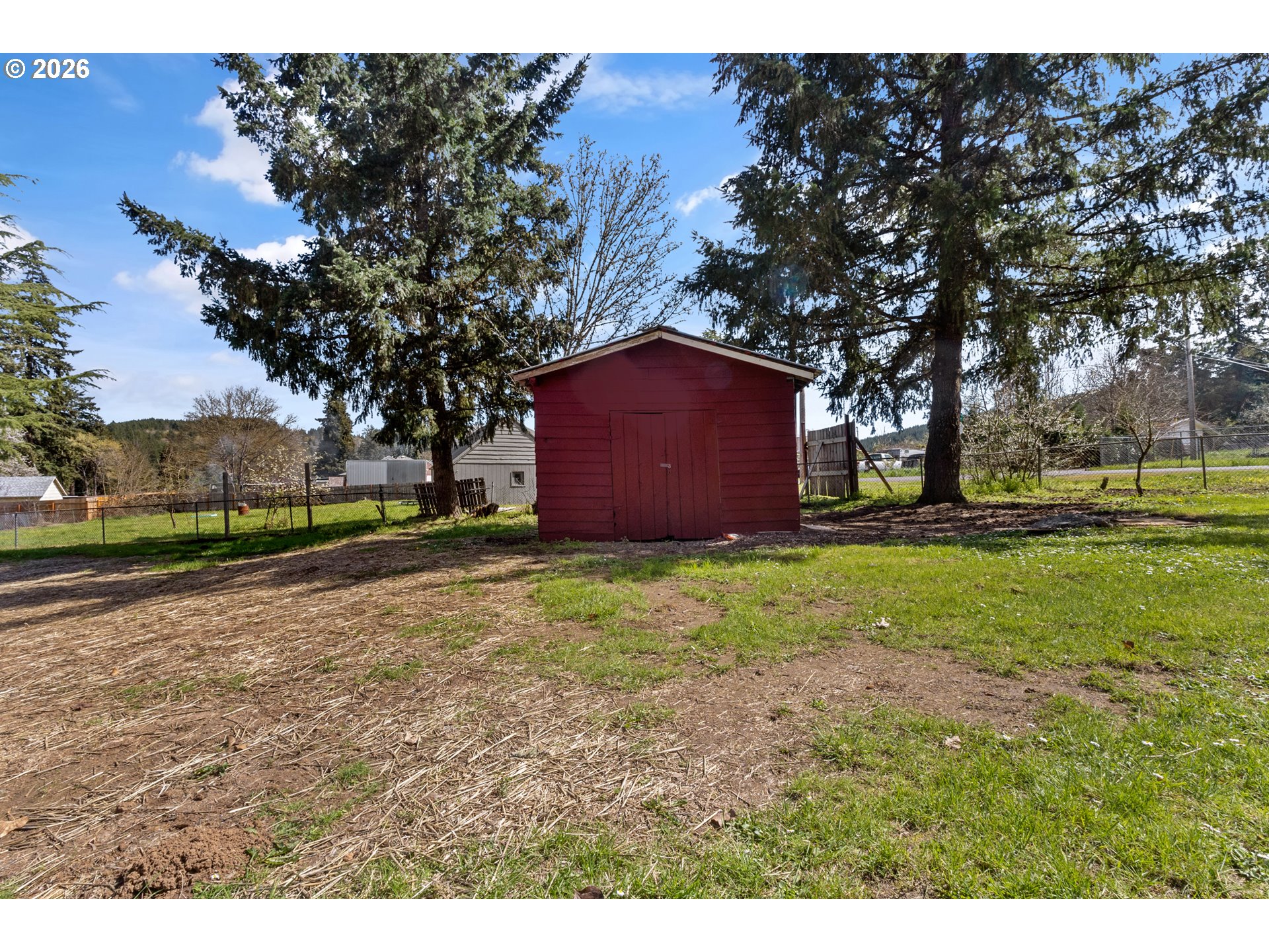 365 Mountain View Road Sweet Home, OR 97386 - Photo 29 of 32 a view of a backyard
