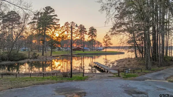 $370,000 | 18208 North Lakeview Drive, Troup, TX 75789