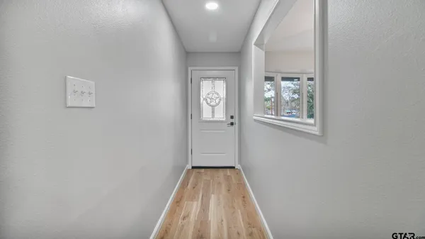 $370,000 | 18208 North Lakeview Drive, Troup, TX 75789