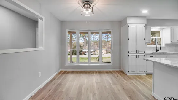 $370,000 | 18208 North Lakeview Drive, Troup, TX 75789