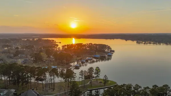 $370,000 | 18208 North Lakeview Drive, Troup, TX 75789