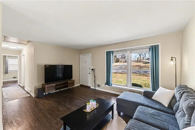 $255,000 | 6803 Northwest 72nd Terrace, Kansas City, MO 64152