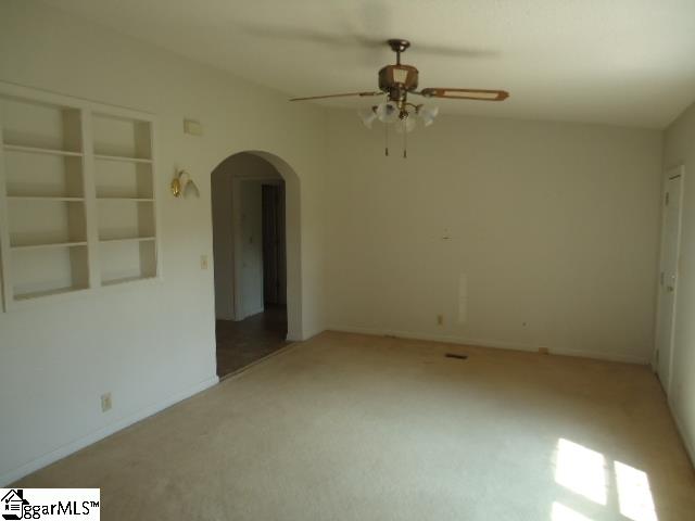 301 Sweetwater Road Fountain Inn, SC 29644 - Photo 8 of 30