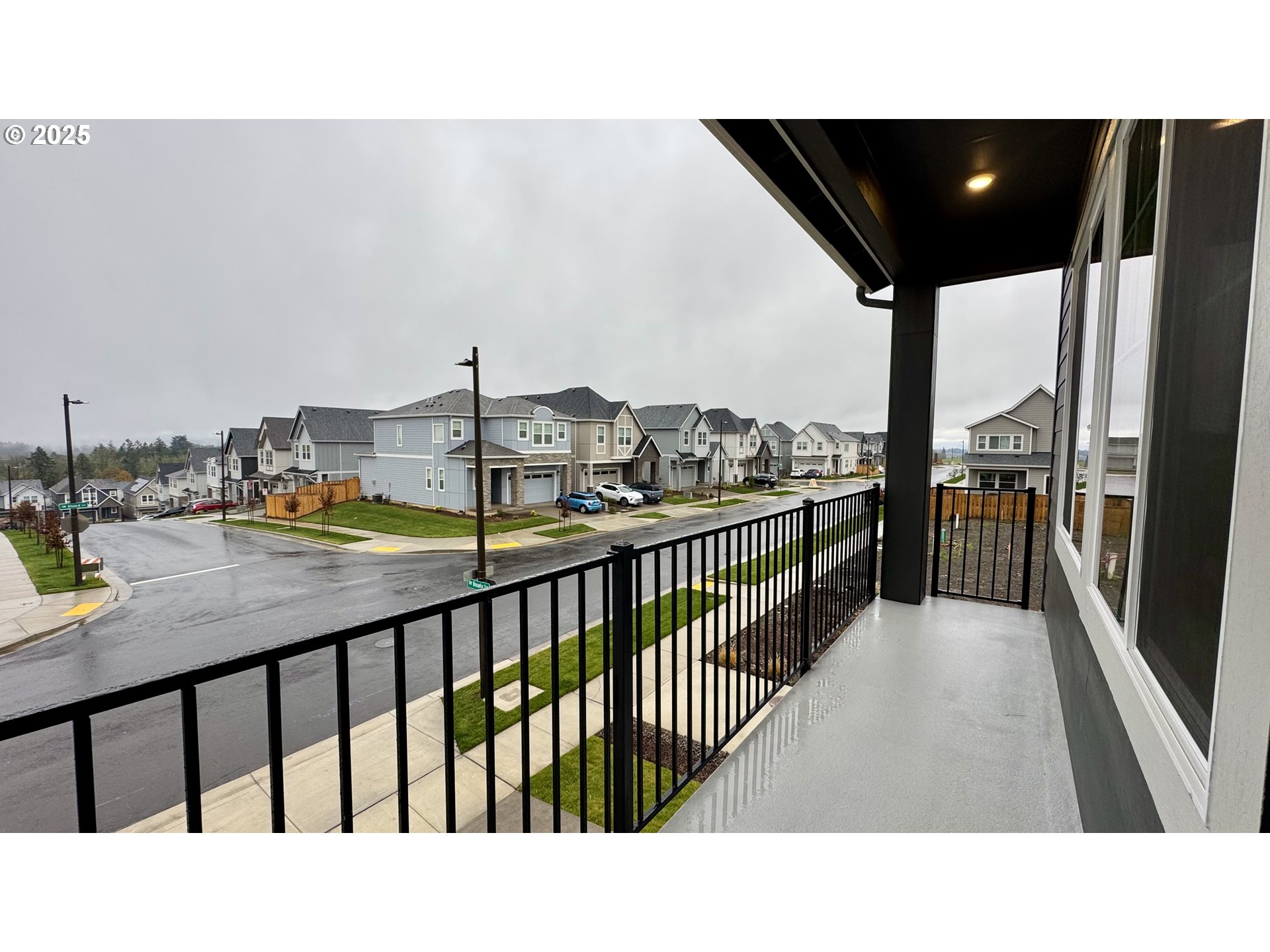 11728 Southwest Hayrick Terrace Beaverton, OR 97007 - Photo 7 of 25 a view of city from a balcony