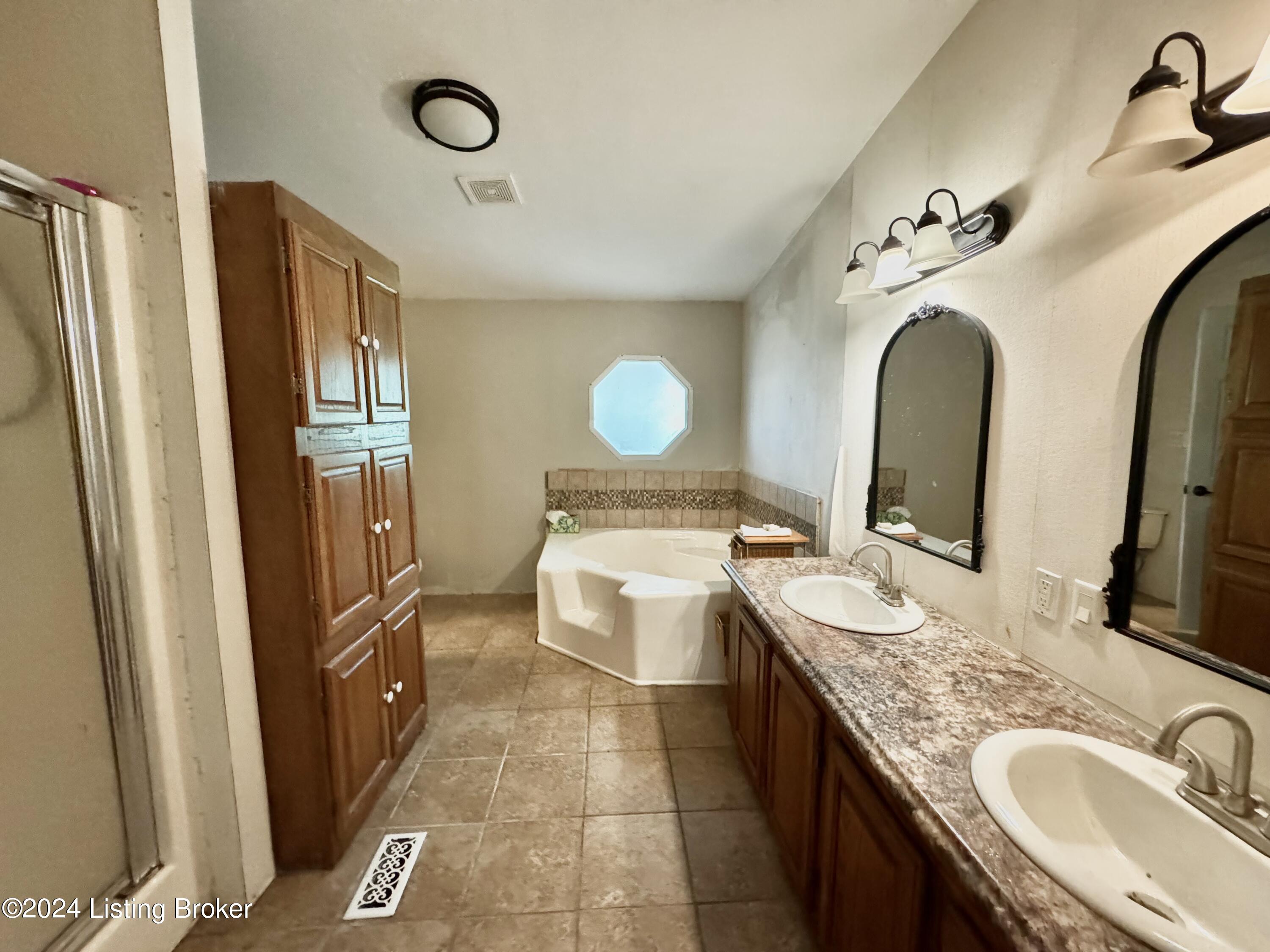 4162 Falls Of Rough Road Caneyville, KY 42721 - Photo 19 of 25 Master bathroom