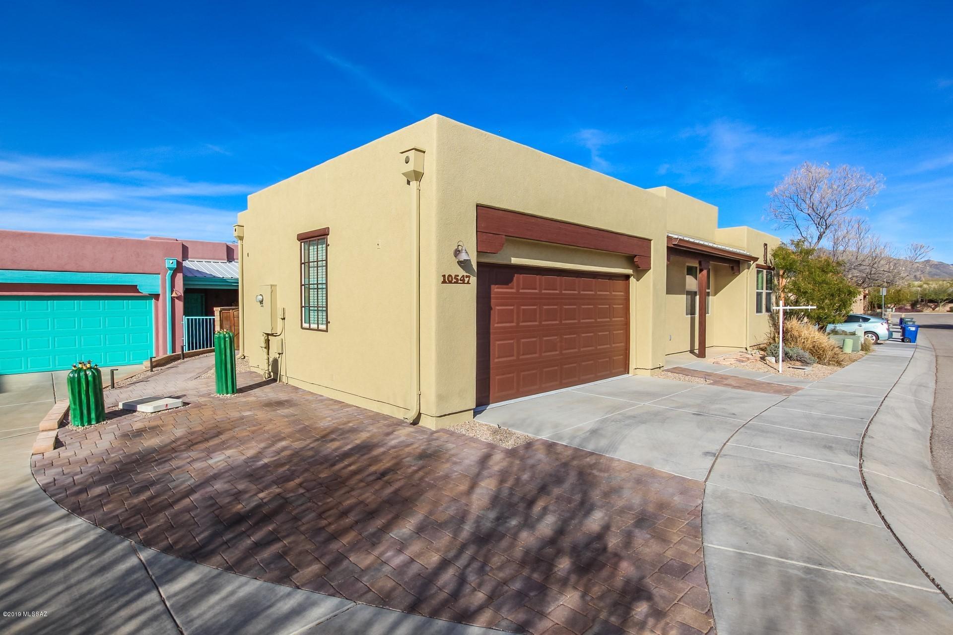 10547 East Marchetti Loop Tucson, AZ 85747 - Photo 2 of 35