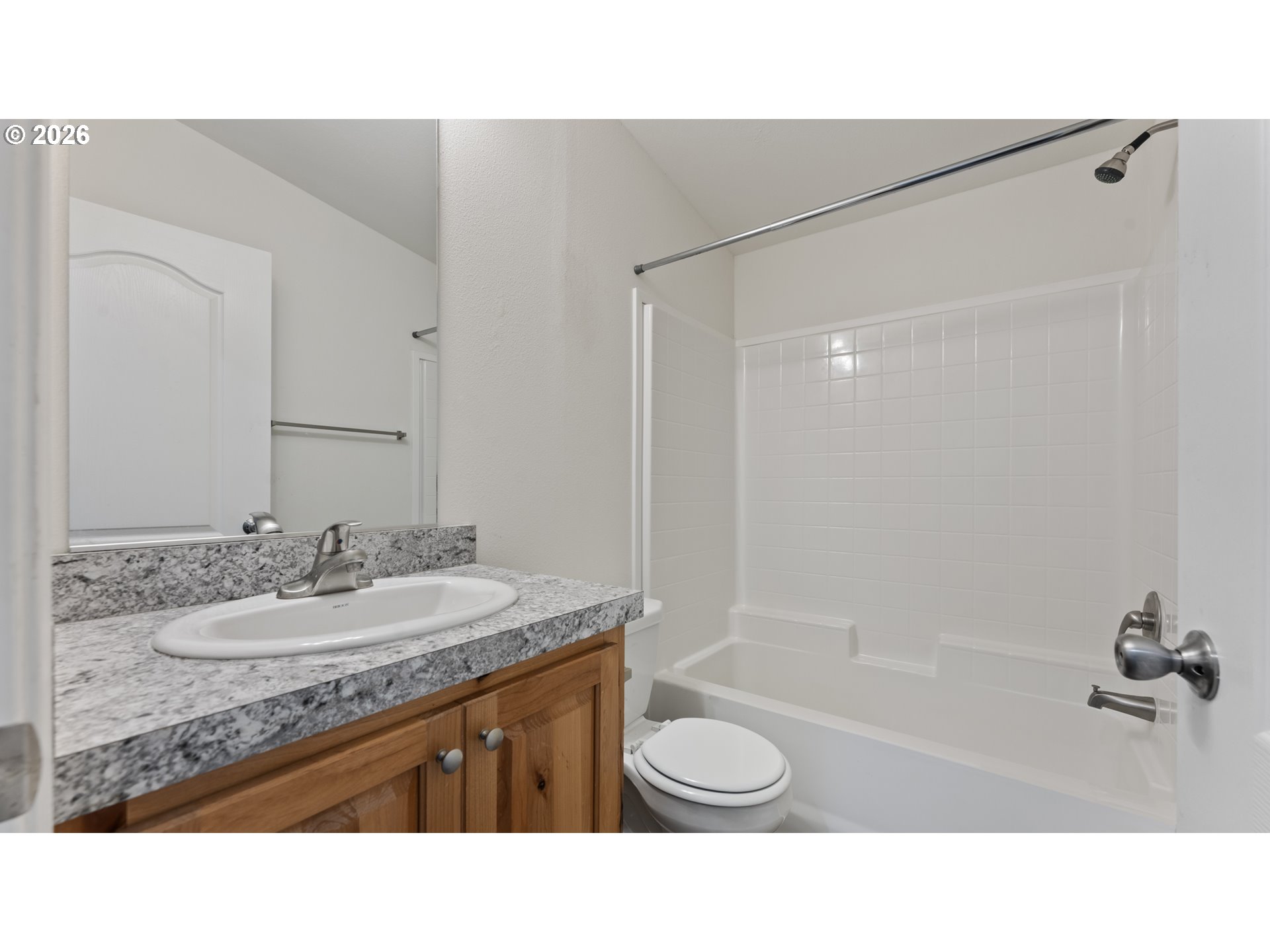 820 Fenwick Street Coos Bay, OR 97420 - Photo 16 of 37
