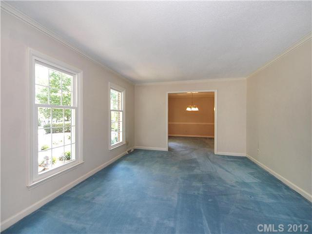 1908 Carmel Ridge Road Charlotte, NC 28226 - Photo 4 of 16 Gallery Image 4