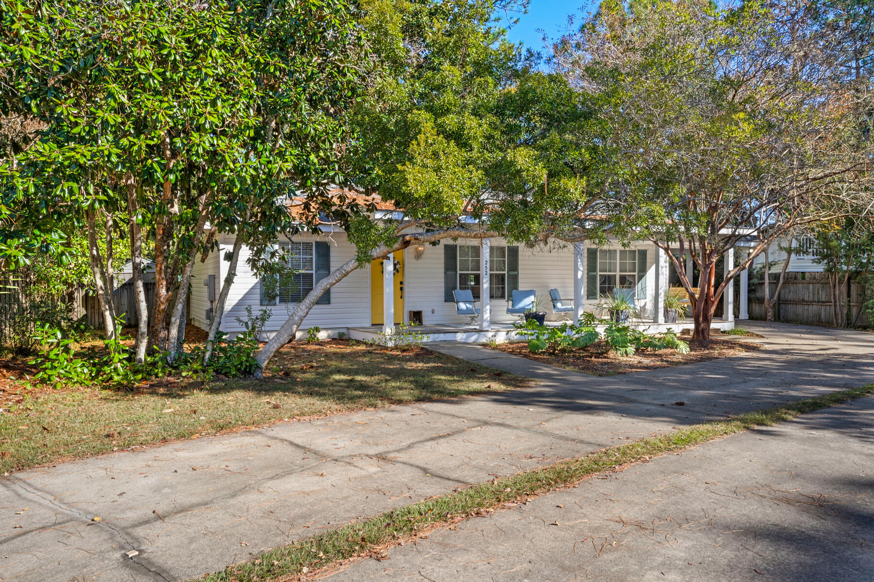 252 Plantation Way Santa Rosa Beach, FL 32459 - Photo 2 of 36 252 Plantation Way_20221118_006