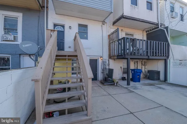 $2,300 | 508 North Linwood Avenue, Baltimore, MD 21205