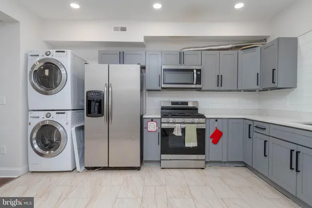 $2,500 | 508 North Linwood Avenue, Baltimore, MD 21205