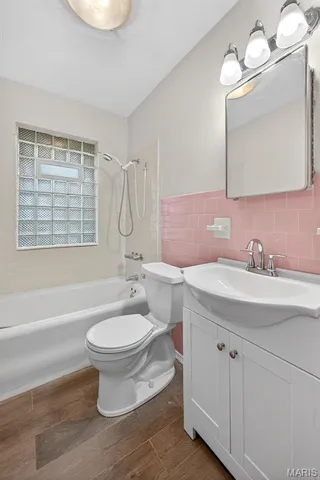 $129,900 | 8907 Argyle Avenue, Overland, MO 63114