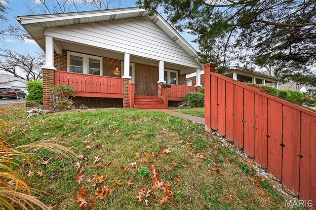 $129,900 | 8907 Argyle Avenue, Overland, MO 63114