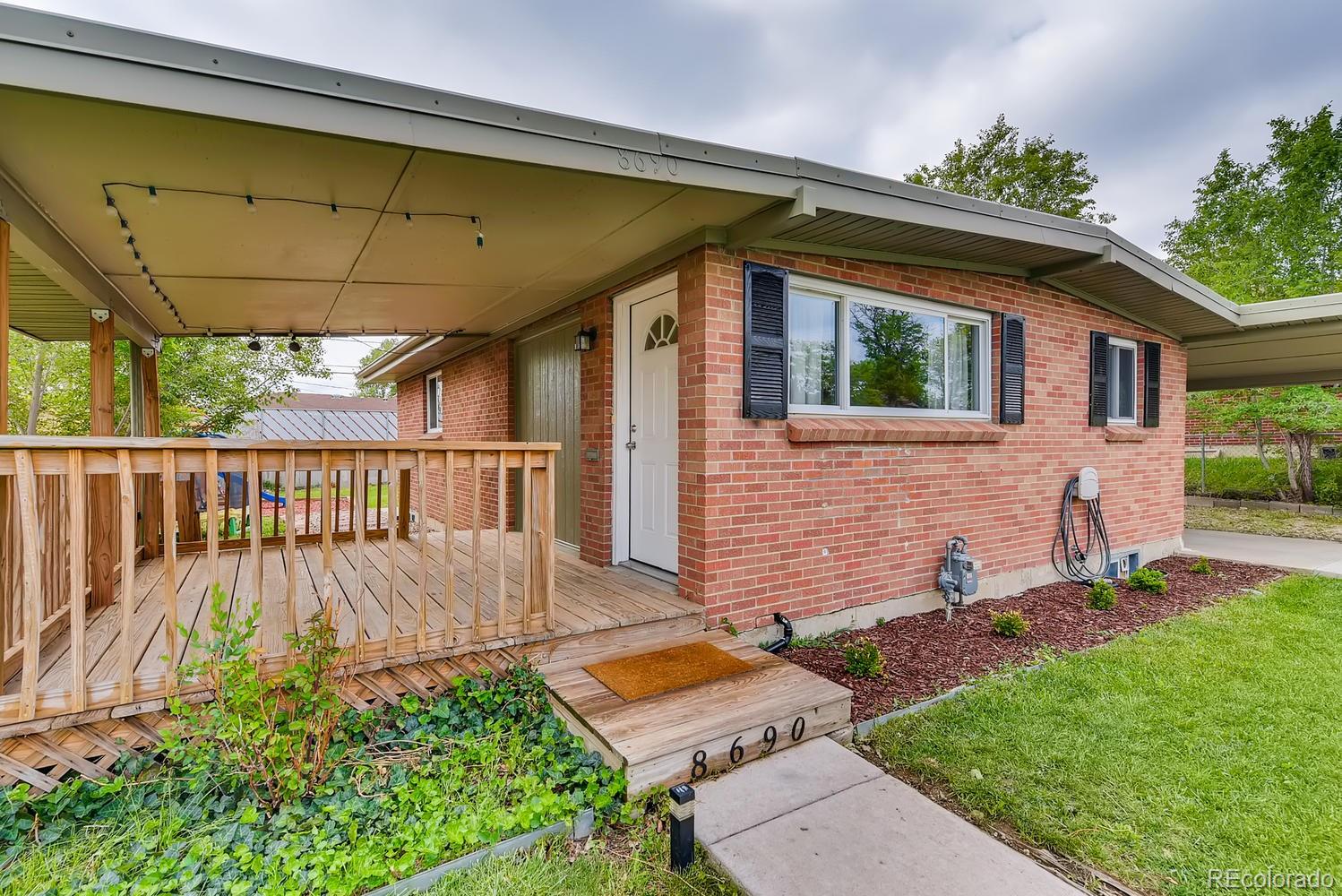 8690 Richard Road Denver, CO 80229 - Photo 3 of 28 Gallery Image 3
