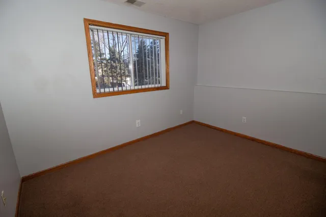 $379,900 | 7302 97th Street South, Cottage Grove, MN 55016