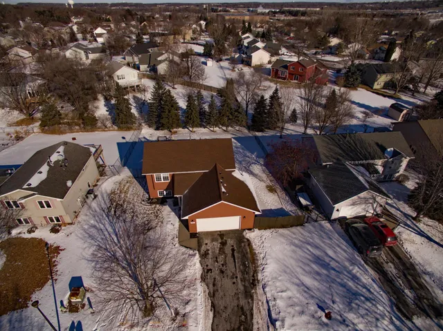 $379,900 | 7302 97th Street South, Cottage Grove, MN 55016