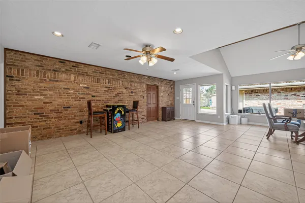 a view of a livingroom with furniture