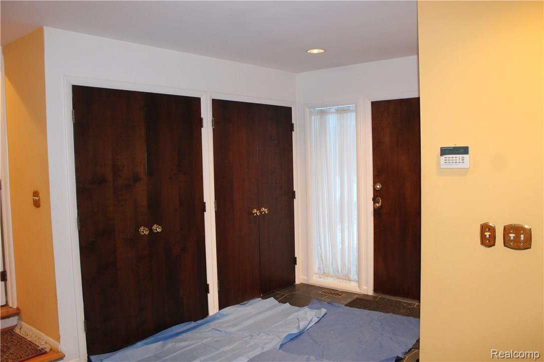 25115 Farmbrook Road Southfield, MI 48034 - Photo 23 of 62 IMG_0061.JPG
