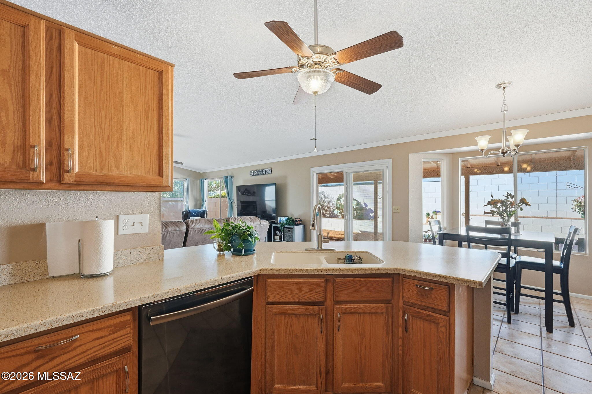9631 East Azuma Way Tucson, AZ 85747 - Photo 10 of 35