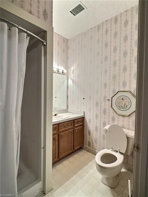 5096 Highway 16 Moravian Falls, NC 28654 - Photo 29 of 43 Downstairs Full Bath