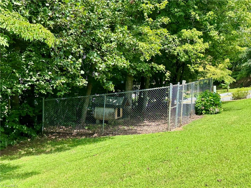 5096 Highway 16 Moravian Falls, NC 28654 - Photo 42 of 43 Dog lot conveys