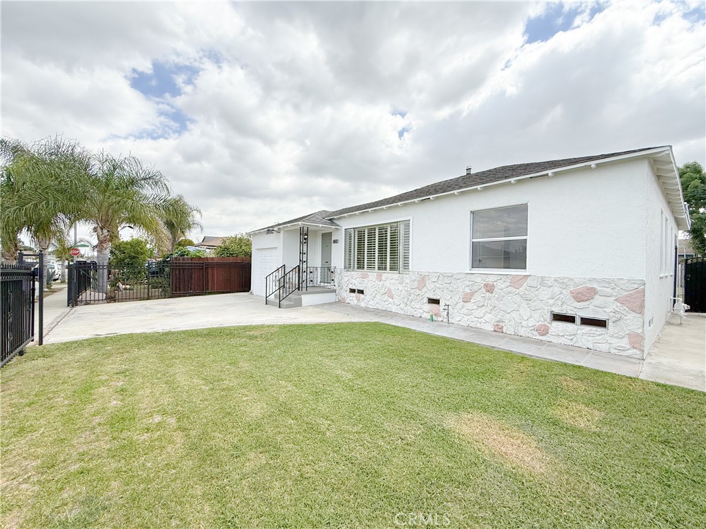 1410 West School Street Compton, CA 90220 - Photo 2 of 33