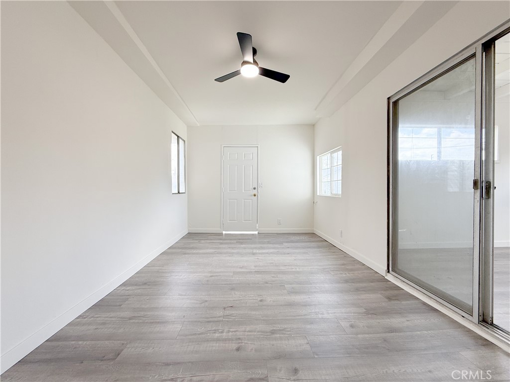 1410 West School Street Compton, CA 90220 - Photo 21 of 33