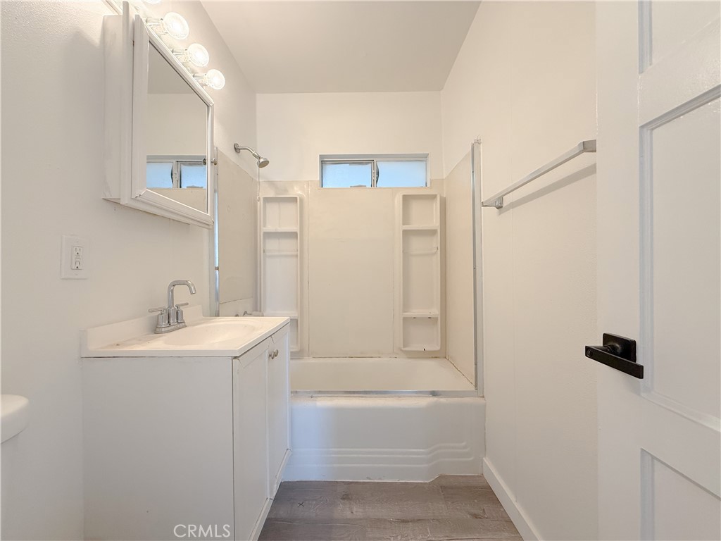 1410 West School Street Compton, CA 90220 - Photo 24 of 33