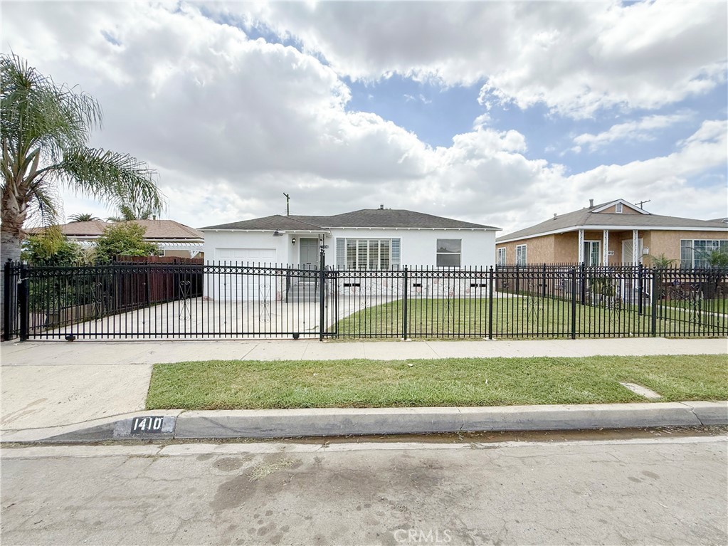 1410 West School Street Compton, CA 90220 - Photo 5 of 33