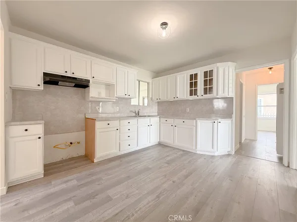 $699,900 | 1410 West School Street, Compton, CA 90220