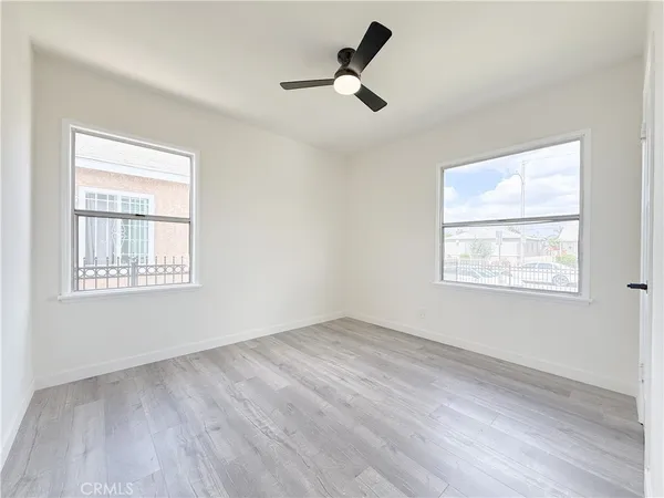 $699,900 | 1410 West School Street, Compton, CA 90220