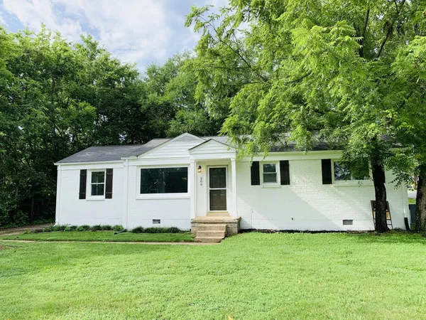 $2,700 | 200 Walnut Drive, Franklin, TN 37064