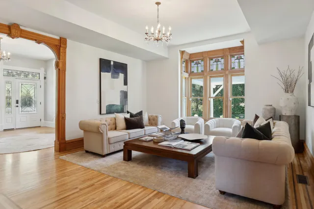 $6,900 | 206 5th Street South, Stillwater, MN 55082