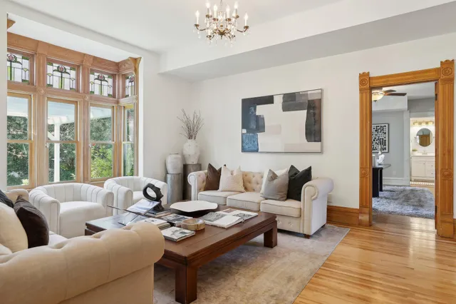 $6,899 | 206 5th Street South, Stillwater, MN 55082