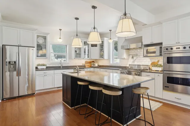 $6,900 | 206 5th Street South, Stillwater, MN 55082