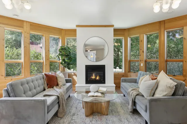 $6,899 | 206 5th Street South, Stillwater, MN 55082