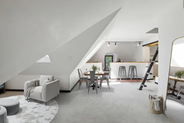 $6,900 | 206 5th Street South, Stillwater, MN 55082