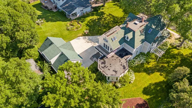 $6,899 | 206 5th Street South, Stillwater, MN 55082