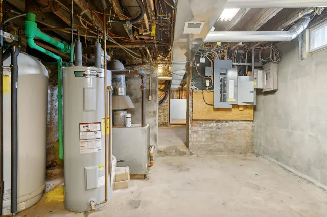 $6,899 | 206 5th Street South, Stillwater, MN 55082