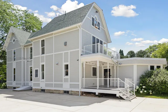 $6,900 | 206 5th Street South, Stillwater, MN 55082