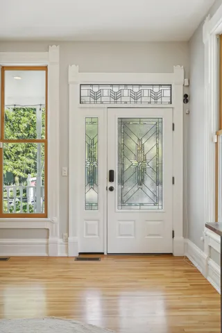 $6,899 | 206 5th Street South, Stillwater, MN 55082