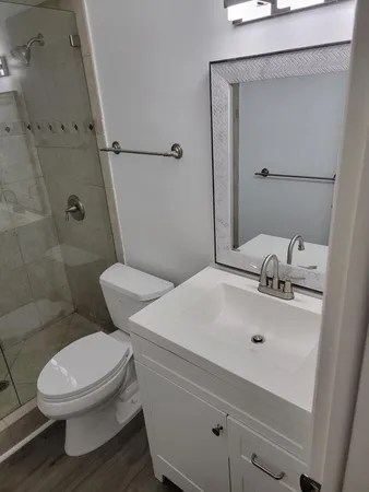 $3,000 | 2100 Diana Drive, Unit 310, Hallandale Beach, FL 33009