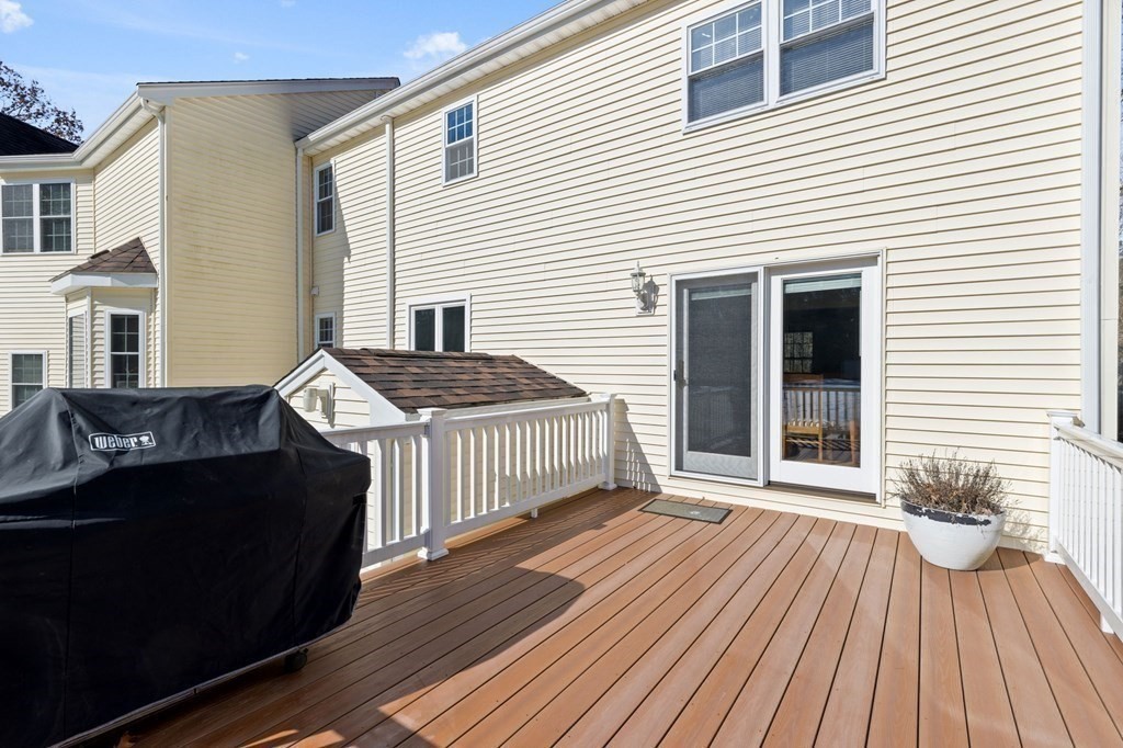 37 Lincoln Street Norton, MA 02766 - Photo 33 of 42 a front view of a house with a balcony