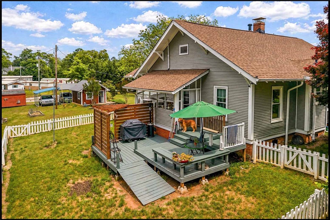 635 Northeast Main Street Easley, SC 29640 - Photo 8 of 36