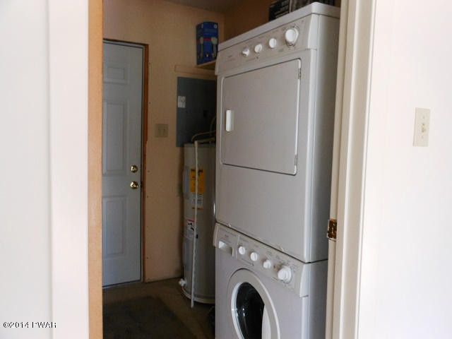 129 Ness Road Dingmans Ferry, PA 18328 - Photo 18 of 22 Gallery Image 18